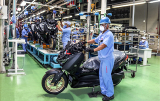 Formel D supports motorcycle production of Yamaha